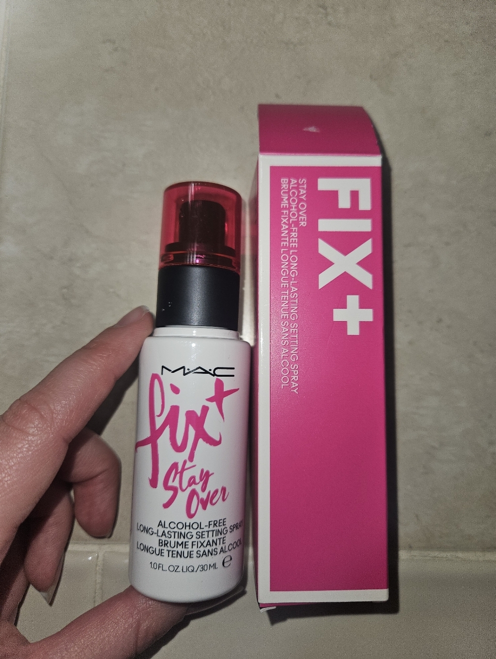 NWT Mini MAC Fix Plus Stay Over Setting Spray